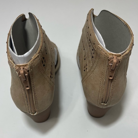 Sugar Peep Toe Block Heel Shoe - Picture 10 of 16